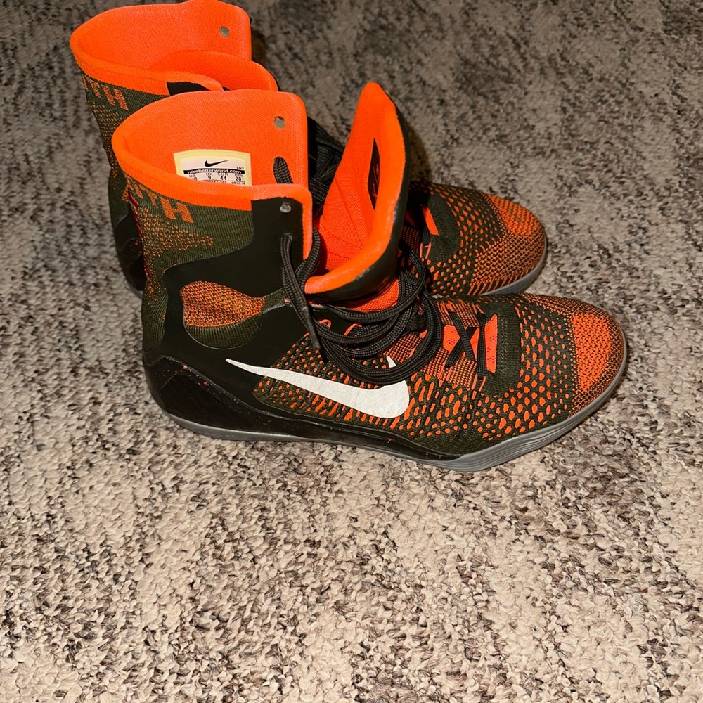 Nike Kobe 9 Elite shoe